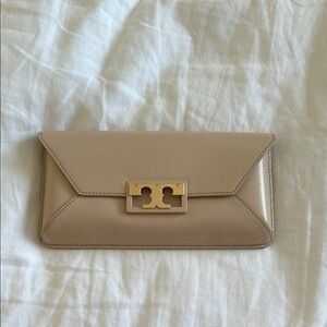 Tory Burch Gigi Clutch